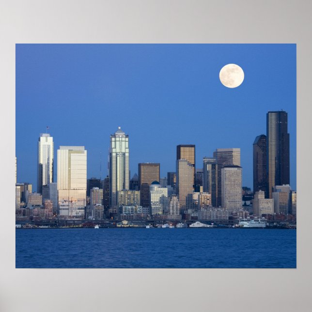 WA, Seattle, Seattle skyline and Elliott Bay 2 Poster (Front)