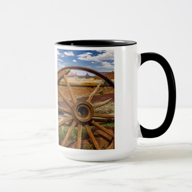 Wagon wheel close up, Arizona Mug (Right)