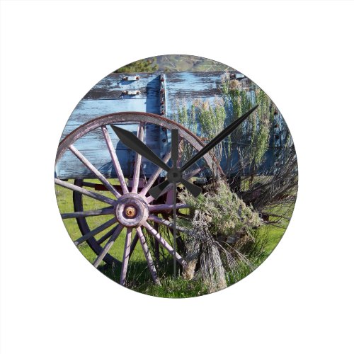 Wagon Wheel Round Clock