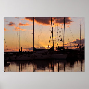 Waikiki Small Boat Harbor Print