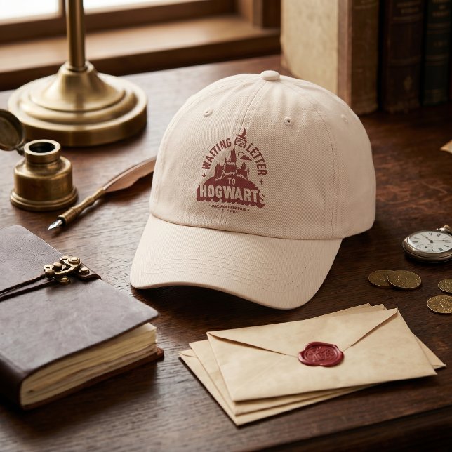 Waiting for my Letter to HOGWARTS™ Hat (Creator Uploaded)