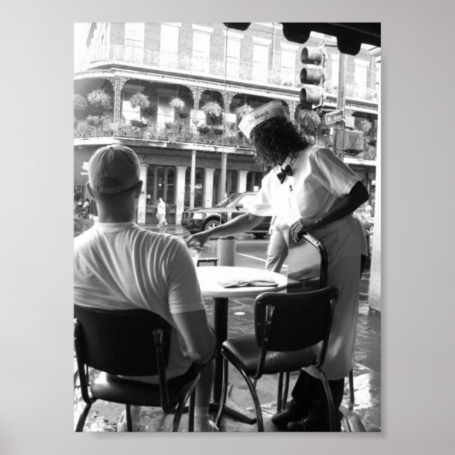 Waitress at Cafe' du Monde New Orleans, Louisiana Poster (Front)