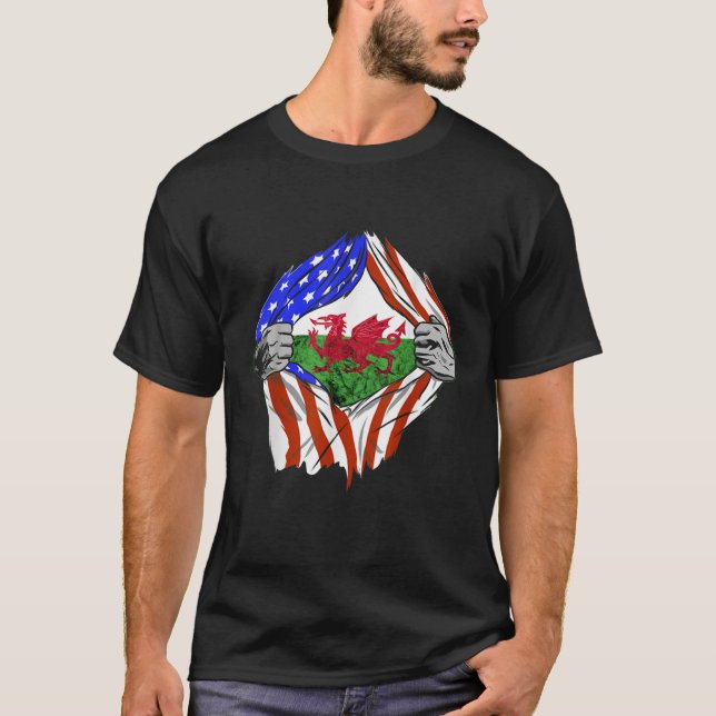 Wales America USA Chest Welsh Dragon Welsh Flag We T-Shirt (Front)