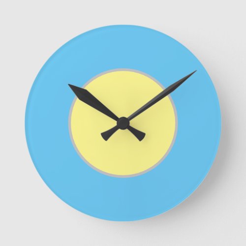 Wall clock with colorful design 