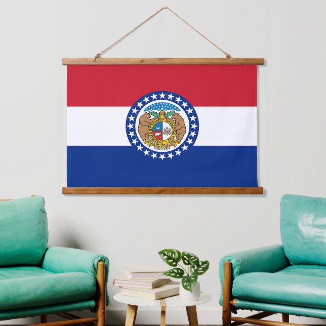 Wall tapestry with flag of Missouri, U.S.A. (Living Room)