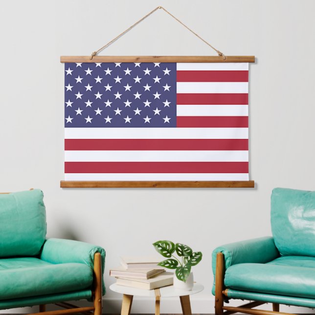 Wall tapestry with flag of U.S.A. (Living Room)