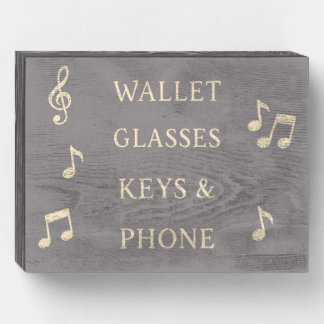 Wallet, Glasses, Keys & Phone reminder sign