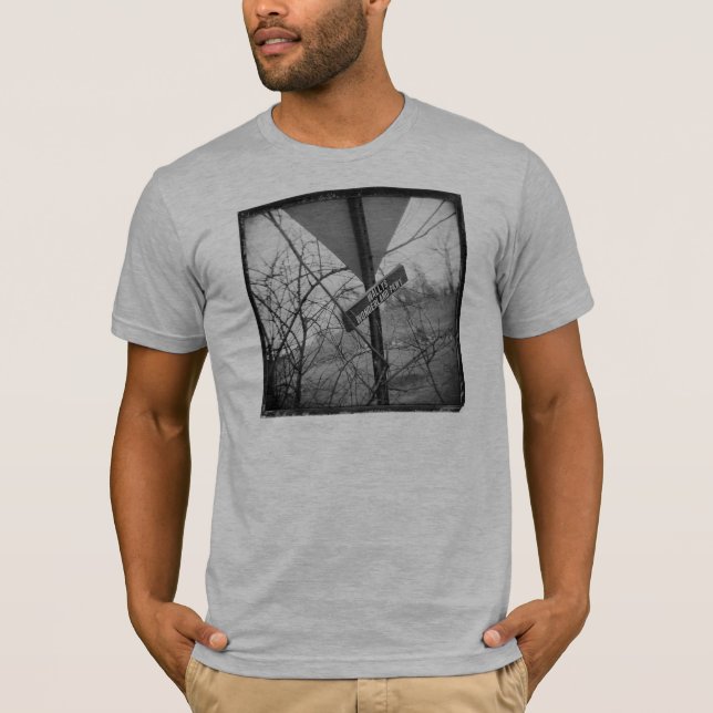 Wallys Wonderland Parkway, Windsor Ontario Canada T-Shirt (Front)