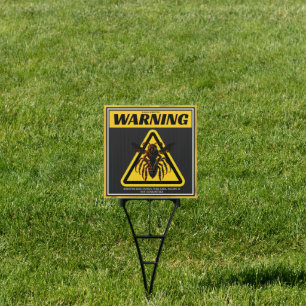 Warning text for bees sign