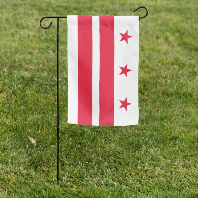 Washington DC District of Columbia Garden Flag (In SItu)