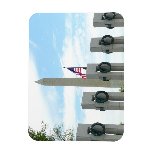 Washington Monument and WWII Memorial in DC Magnet (Vertical)