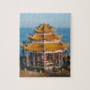 Wat Koh Loi ... Sriracha, Chonburi, Thailand Jigsaw Puzzle