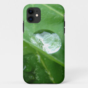 Water Drip on Leaf Water Conservation Design iPhone 11 Case