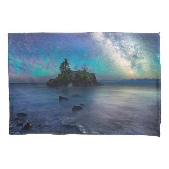 Water | Lake Superior Minnesota Pillow Case (Front)