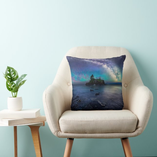 Water | Lake Superior Minnesota Throw Pillow (Chair)