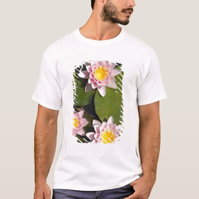 Water lilies T-Shirt (Front)