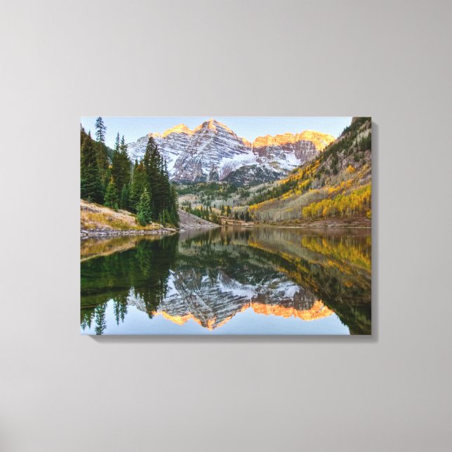 Water | Maroon Bells Lake Aspen Trees Canvas Print (Front)