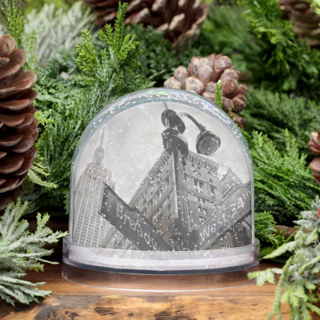 Watercolor Broadway & Wall Street Snow Globe – NYC (Winter)