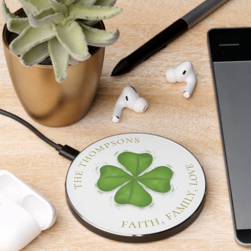 Watercolor Gold Family Four Leaf Clover Simple Wireless Charger