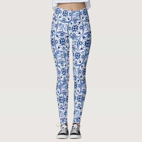 Watercolor Light Dark Blue Shades Pattern design Leggings