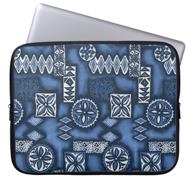 Wave Warrior Hawaiian Tapa Neoprene Wetsuit Laptop Sleeve (Front)