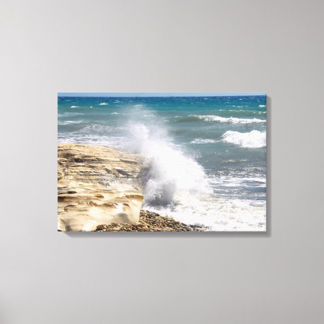 Waves at the beach-windy day canvas print (Front)
