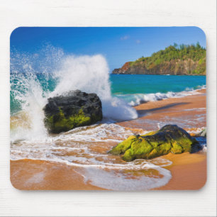 Waves crash on the beach, Hawaii Mouse Pad