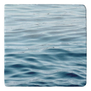 Waving water trivet