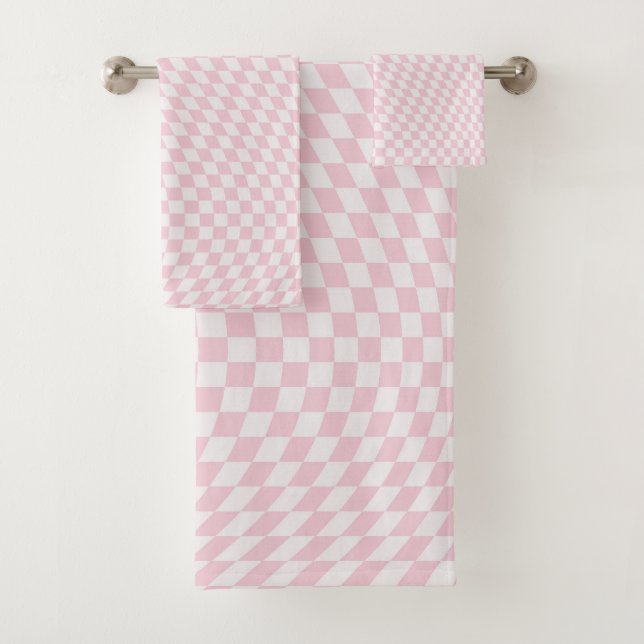 Wavy Checkered Pastel Pink Checkerboard Pattern Bath Towel Set (Insitu)