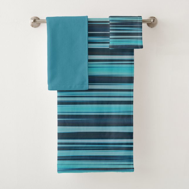 Wavy Turquoise and Blue Stripes Bath Towel Set (Insitu)