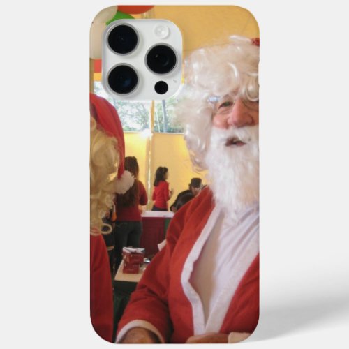 WE ALL NEED LOVE SANTA Hohohojpg iPhone 15 Pro Max Case