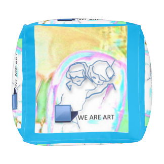 WE ARE ART POUF