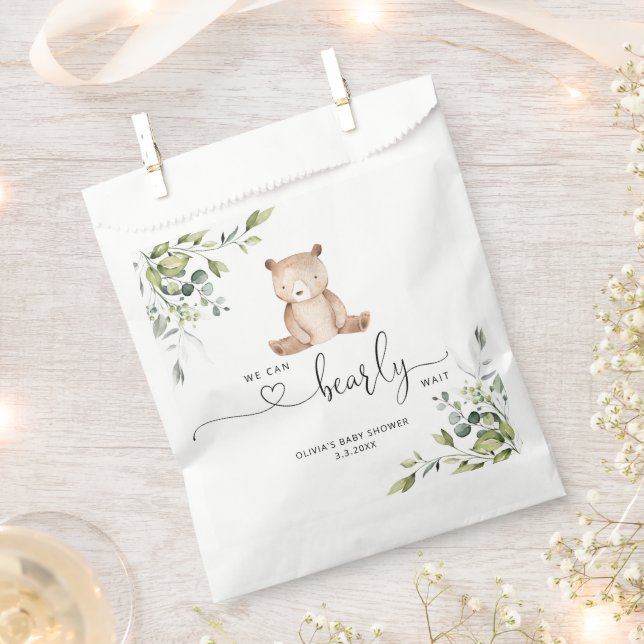 We can bearly wait baby shower favor bag (Clipped)