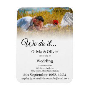 We do it - Kissing Couple on a Meadow Magnet