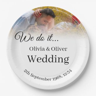 We do it - Kissing Couple on a Meadow Paper Plate