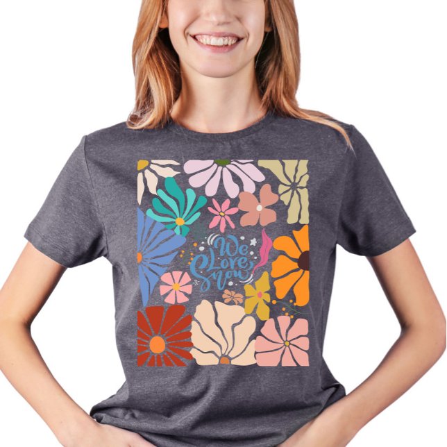 'We Love Snow' - Floral Wonderland Christmas   T-Shirt (Creator Uploaded)