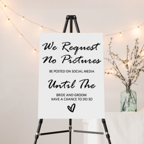 We Request No Pictures Wedding  Pedestal Sign