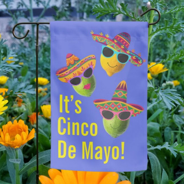 Weatherproof Garden Flag (Welcome friends!)