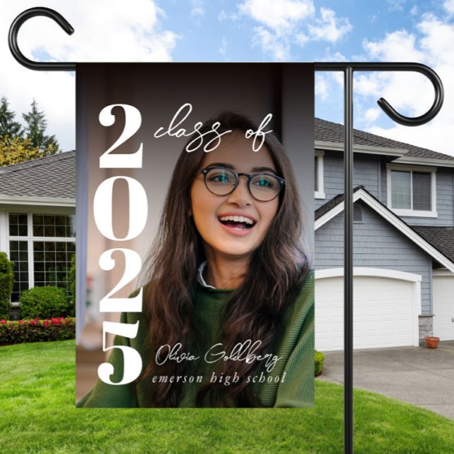Weatherproof Personalized Graduation Garden Flag (Weatherproof Personalized Graduation Garden Flag)