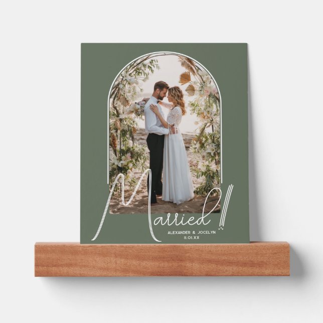 Wedding Arch Photo Sage Green Picture Ledge (Front)