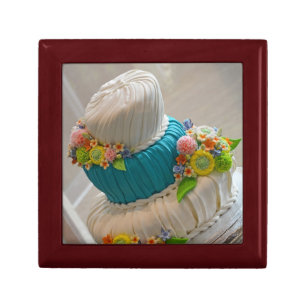 Wedding cake print gift box
