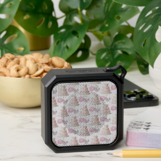 Wedding Cake Speaker