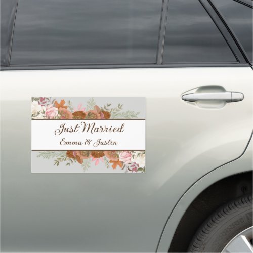 Wedding Car Magnet_Just Married        Car Magnet