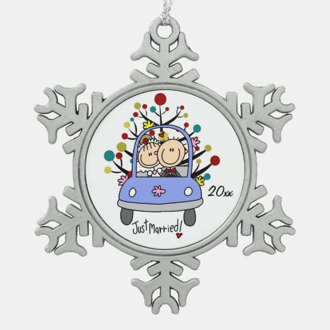 Wedding Couple in Car Christmas Snowflake Ornament (Front)