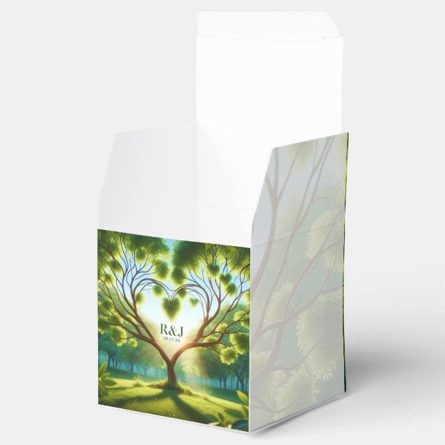 Wedding Couple Monogram Favor Box (Opened)