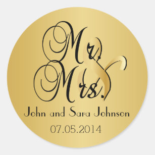 Wedding for the Mr & Mrs   Personalize Classic Round Sticker