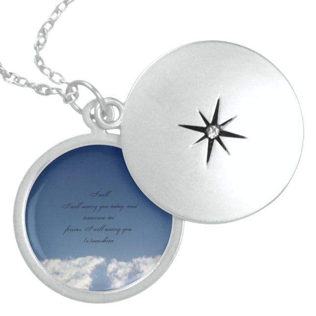 WEDDING GIFT ART AND DESIGN LOCKET NECKLACE (Front)