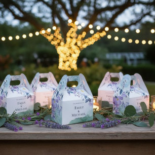 WEDDING Gift boxes with white flowers and green