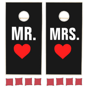 WEDDING GIFT CORNHOLE SET, MR. & MRS. SET
