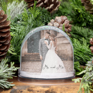 WEDDING GUEST FAVORS SNOW GLOBE